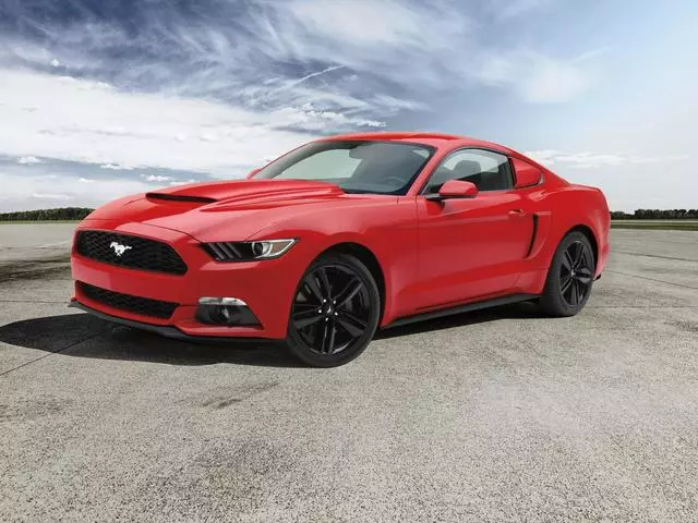 Exterior Trim, Hood Scoop - Ford (VHR3Z-16C630-AB)