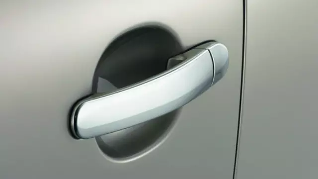 5N0071340Q91 - Exterior: Chrome Door Handle Trims - Chrome Look for Volkswagen: Tiguan Image