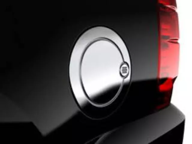 Fuel Door - Chrome - GM (12499565)
