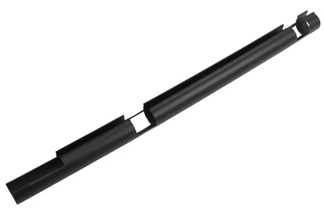 23100852 - : Driver Side Radiator Air Side Seal for Cadillac: XT5 Image