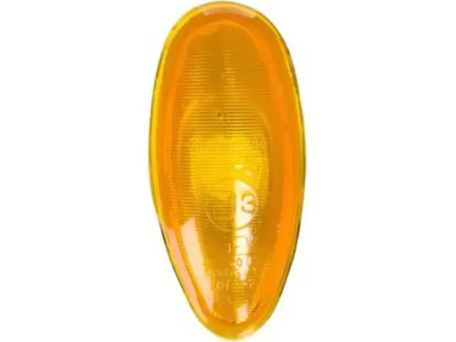 16530177 - : Part# 16530177 Amber Rear Fender Clearance Lamp for Chevrolet: Silverado 1500, Silverado 1500 Classic, Silverado 1500 HD, Silverado 1500 HD Classic, Silverado 2500, Silverado 2500 HD, Silverado 2500 HD Classic, Silverado 3500, Silverado 3500 Classic, Silverado 3500 HD | GMC: Sierra 1500, Sierra 1500 Classic, Sierra 1500 HD, Sierra 1500 HD Classic, Sierra 2500, Sierra 2500 HD, Sierra 2500 HD Classic, Sierra 3500, Sierra 3500 Classic, Sierra 3500 HD Image