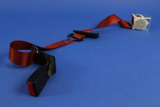 2nd Rear Center Seat Belt - Mopar (68770744AA)
