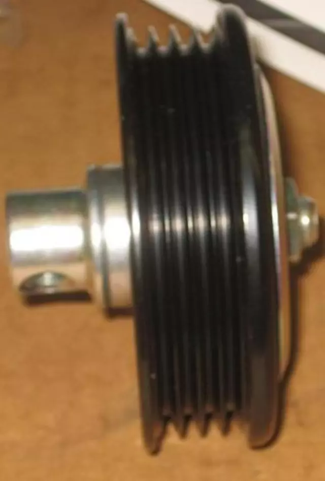 8844026100 - : Idler Pulley for Toyota: Cressida, MR2, Previa, T100 Image