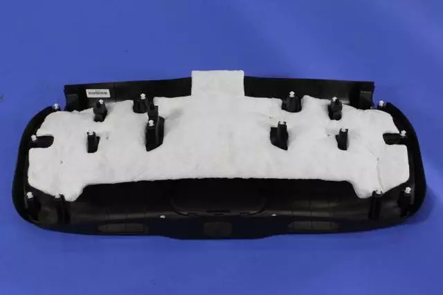 5LS74LU5AF - Interior Trim: Liftgate Panel for Jeep: Cherokee Image