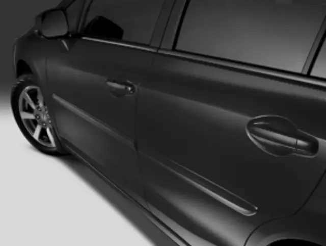 8P05TR0160 - Body: Body Side Molding for Honda: Civic Image