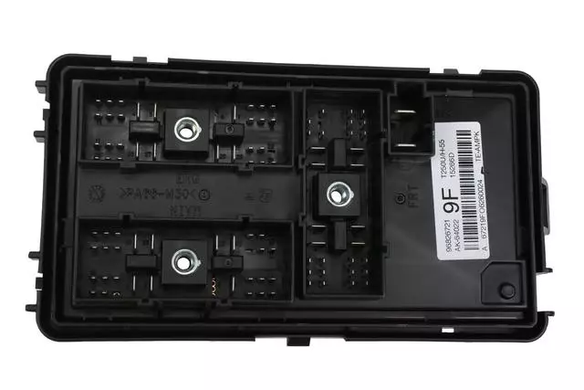 Fuse and Relay Block - GM (96826721)