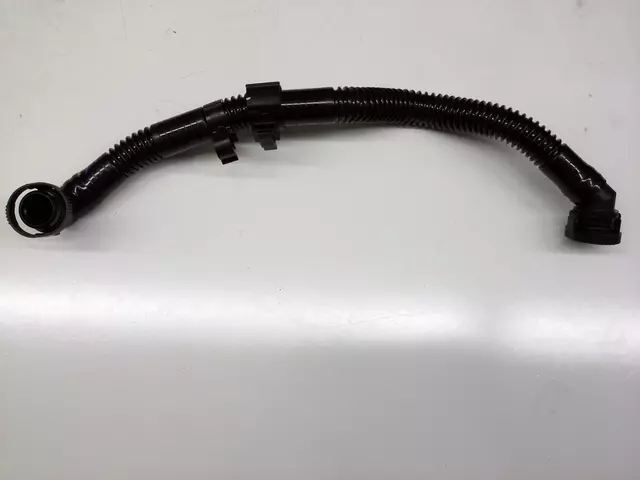 6A131127M - : Connector Hose for Volkswagen: Beetle, Golf, Jetta Image