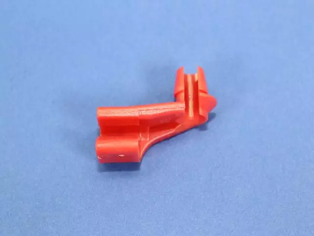 4658674 - Doors and Related Parts: Latch Link Clip for Chrysler: 300, 300M, Concorde, PT Cruiser, Town &amp; Country, Voyager | Dodge: Caliber, Caravan, Charger, Durango, Grand Caravan, Intrepid, Journey, Magnum, Neon, Nitro, Ram 1500, Ram 2500, Ram 3500 | Jeep: Cherokee, Compass, Gladiator, Grand Cherokee WK, Liberty, Patriot, Wrangler | Ram: 1500 Image