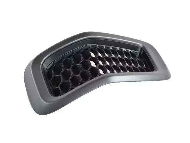 Radiator Grille Kit - Mopar (6CY39XS9AC)