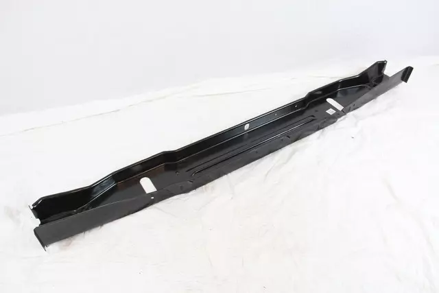 55255200 - Body: Lower Crossmember for Jeep: Grand Cherokee, Grand Wagoneer Image