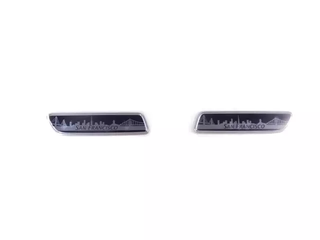 Emblem Kit - Mopar (82212873)