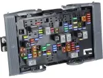22798216 - : Engine Wiring Harness Junction Block for Chevrolet: Silverado 2500 HD, Silverado 3500 HD | GMC: Sierra 2500 HD, Sierra 3500 HD Image