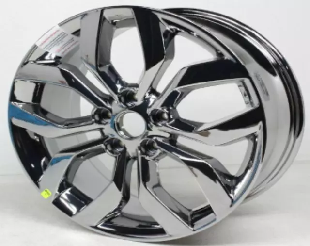 2V040ADU01 - Wheels: Chrome Wheel for Hyundai: Veloster Image