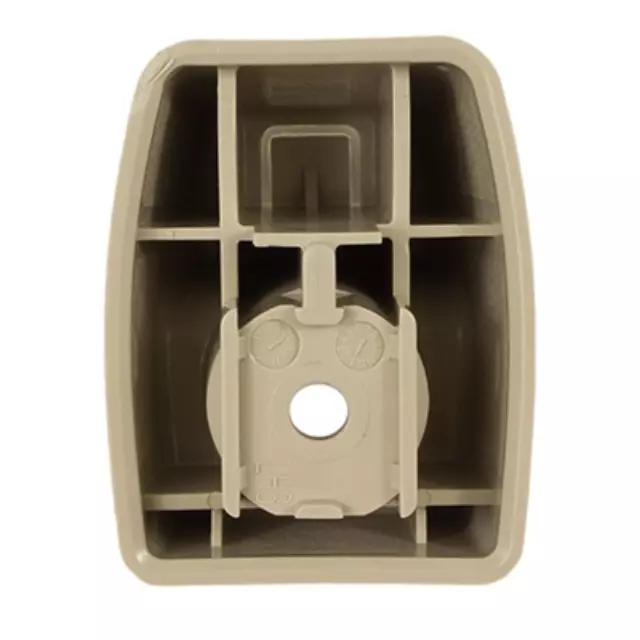 Retainer - Ford (FL3Z-1504133-AH)