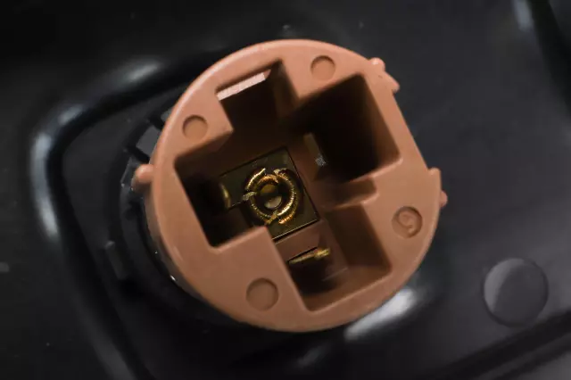 Grand Lace Wood Front Floor Console Trim Plate - GM (84092097)