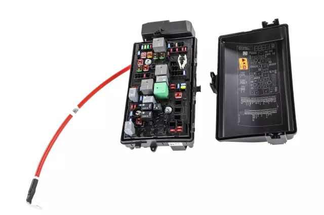 Engine Wiring Harness Junction Block - GM (85118699)