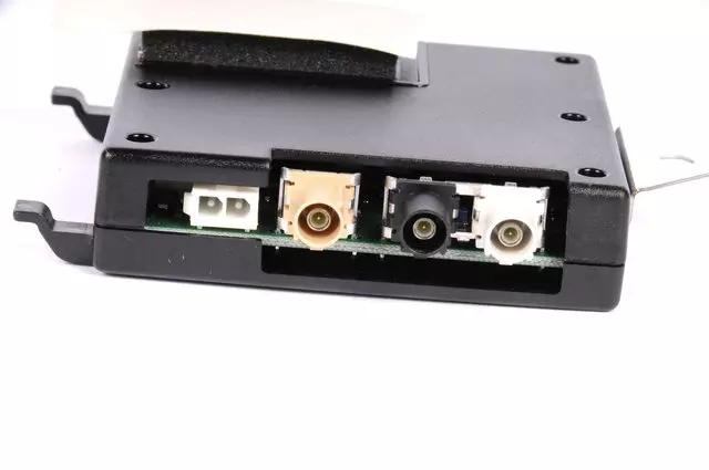 10321835 - : Radio Antenna for GM Image