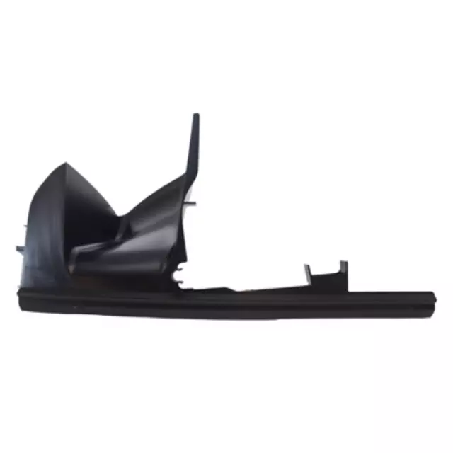 2005-2007 Ford Focus - Side Shield - Ford (4S4Z-8310-AA)