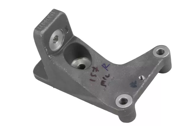15876977 - Engine: Front Mount Bracket for GM Image