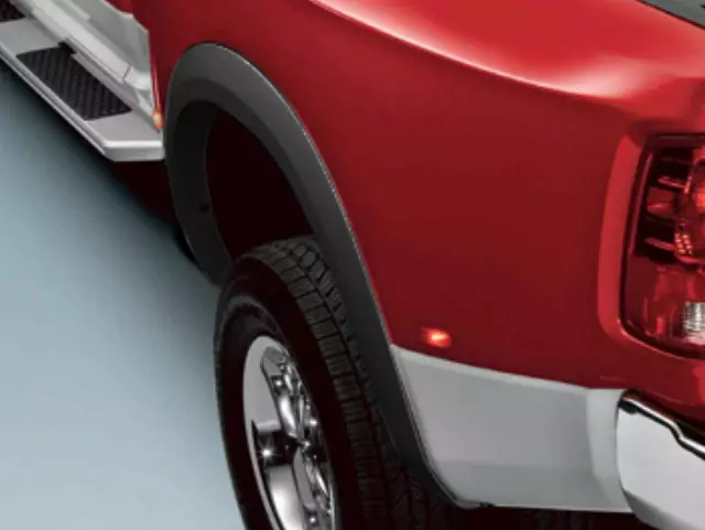 Wheel Lip Moldings - Mopar (82212208AC)