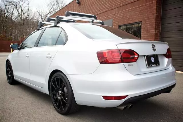 Base Carrier Bars - Black/Silver - Volkswagen (5C6-071-126)