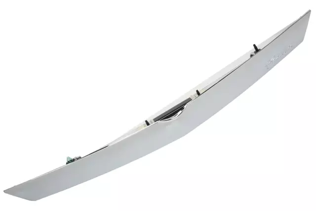 Chrome Center Liftgate Applique - GM (22762876)