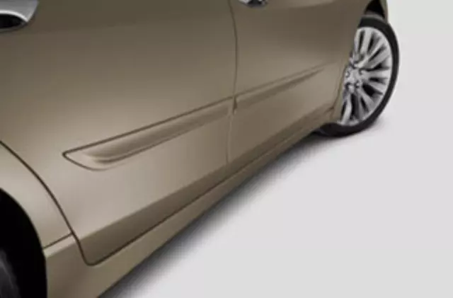 8P05TY2270 - Body: Body Side Molding - Gilded Pewter Metallic for Acura: RLX Image