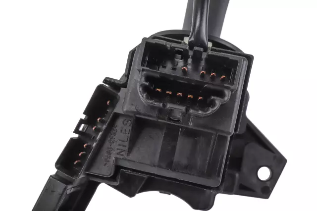 Turn Signal and Headlamp Dimmer Switch - GM (15923581)