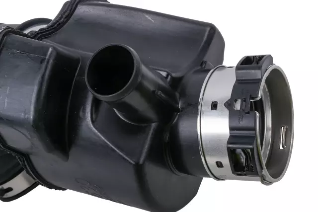 Air Cleaner Outlet Duct - GM (22844630)