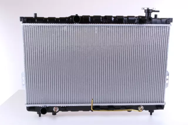 67030 - : Radiator w/Integrated Transmission Oil Cooler for NISSENS Image
