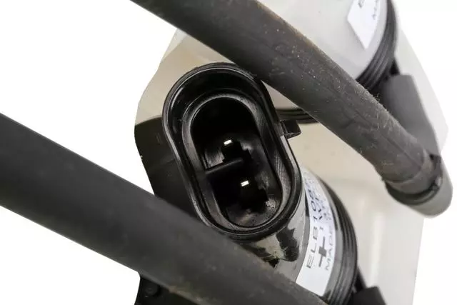 Windshield Washer Fluid Reservoir - GM (23139981)