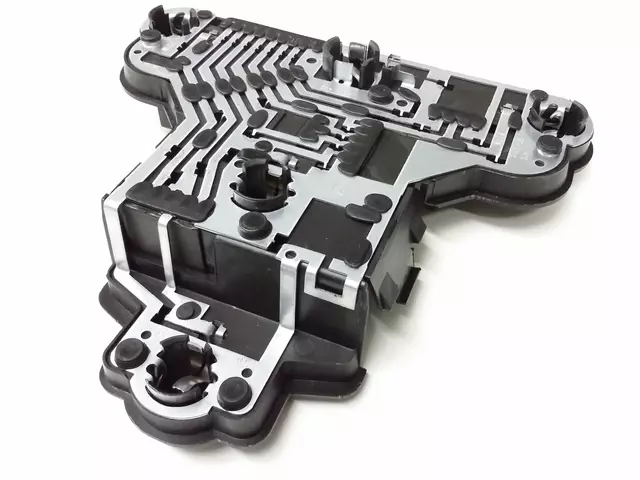 1H6945257 - Electrical: Holder for Volkswagen: Cabrio, Golf Image