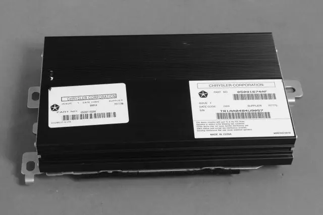 Amplifier - Mopar (5091155AJ)