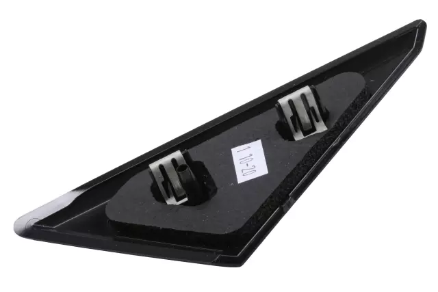 Passenger Side Door Mirror Applique - GM (84122629)