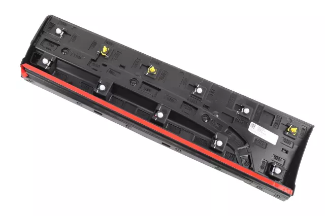 Lower Molding - GM (84506779)