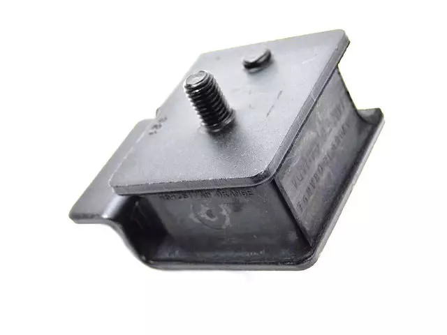 Front Mount - Mopar (04642617)