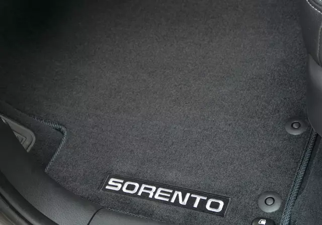 1UF14AB000 - Interior: Floor Mats, Carpet for Kia: Sorento Image