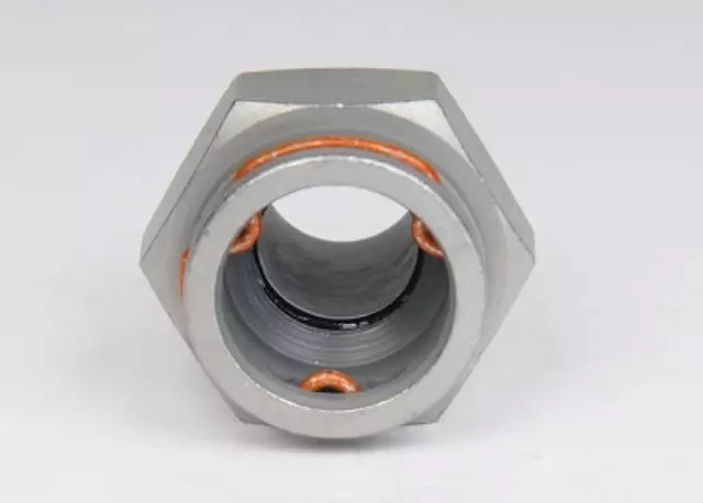 Engine Oil Cooler Hose Connector - GM (15043741)