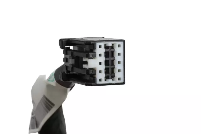 Rear License Plate Lamp Wire - GM (23196822)