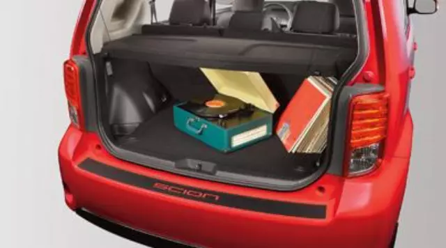 Cargo Cover - Black - Toyota (64009-12011)