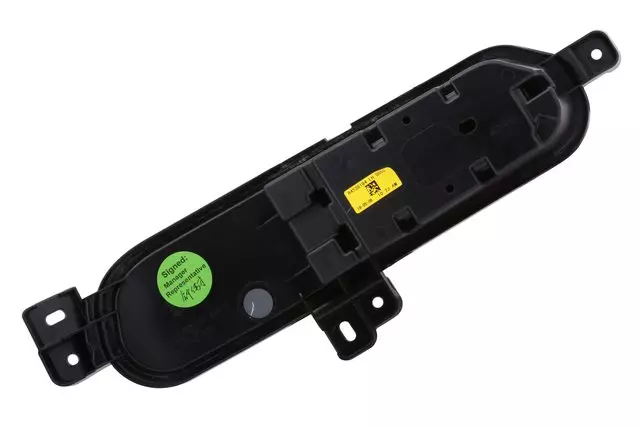 84536194 - : Rear Driver Side Fascia Lower Signal Lamp for GM Image