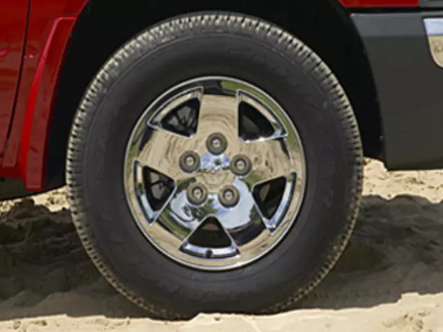 82209130 - : Cast Aluminum Wheel Kit for Mopar Image