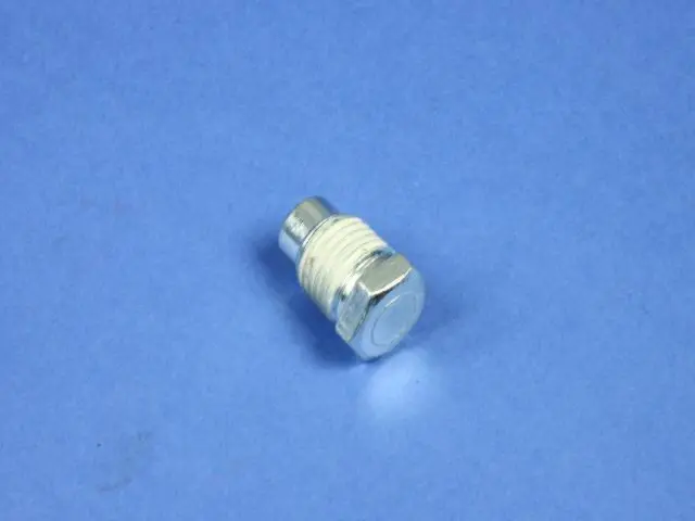 Plug, Right And Left - Mopar (06036592AA)