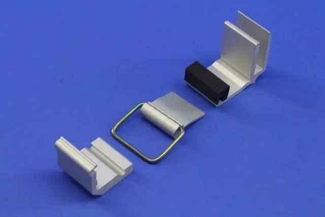 Tonneau Clamp - Mopar (68197141AA)