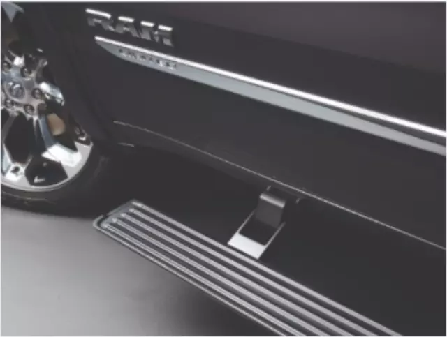 Step Kit - Mopar (82215287AC)