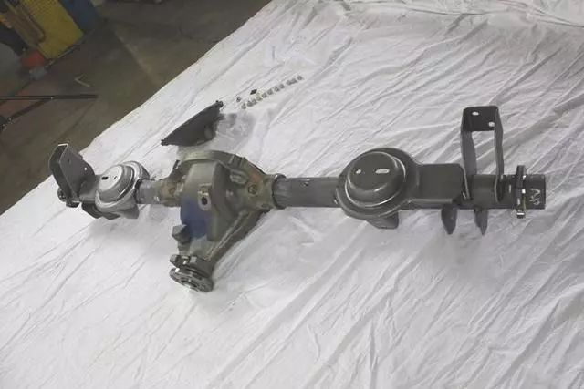 Service Rear Axle - Mopar (5102039AC)
