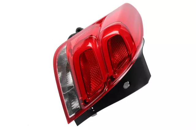 Rear Driver Side Stop Lamp - GM (42750549)