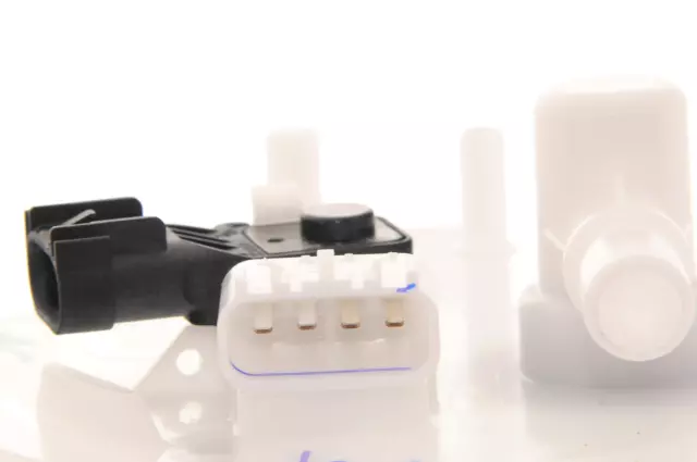 13578371 - Fuel System: Fuel Pump for Buick: LaCrosse, Regal | Cadillac: XTS | Chevrolet: Malibu Image