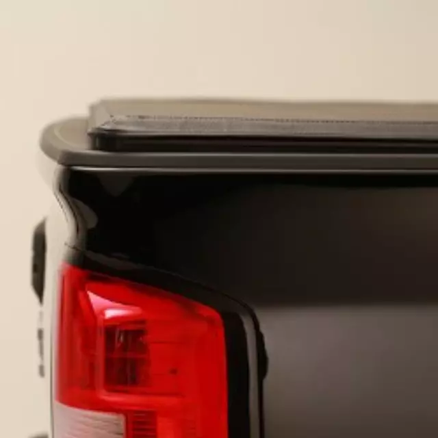Tonneau Cover, Hard Folding, Tri-Fold - GM (19434566)
