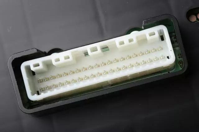 F Cluster - GM (98372154)